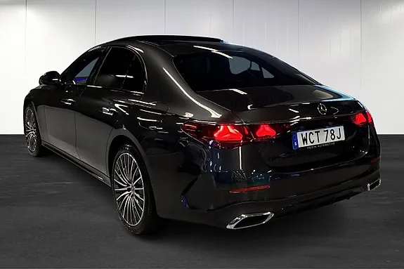 Mercedes-Benz E300 De 2026 photo 4