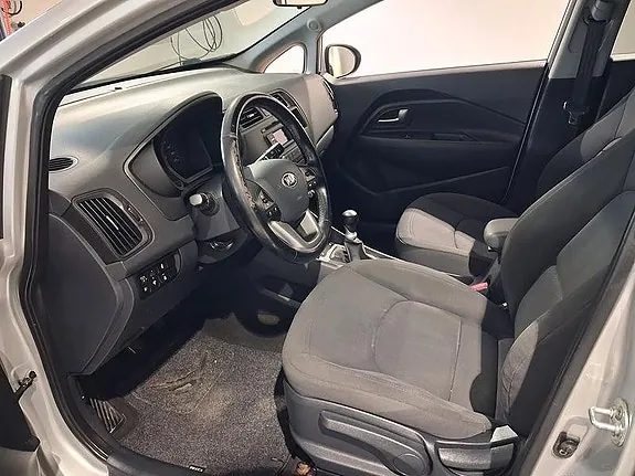 Kia Rio 2014 photo 2