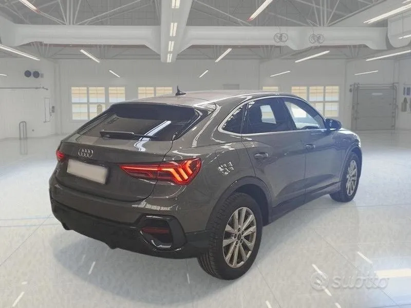 Audi Q3 2024 photo 4