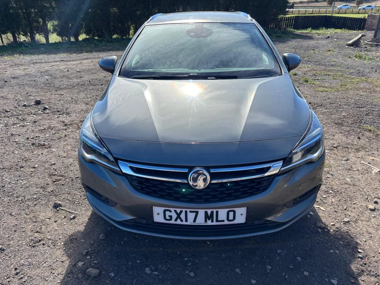 Vauxhall Astra 2017 photo 2