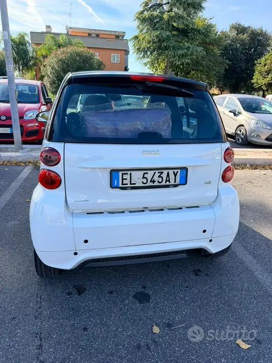Smart Fortwo 2012 photo 4