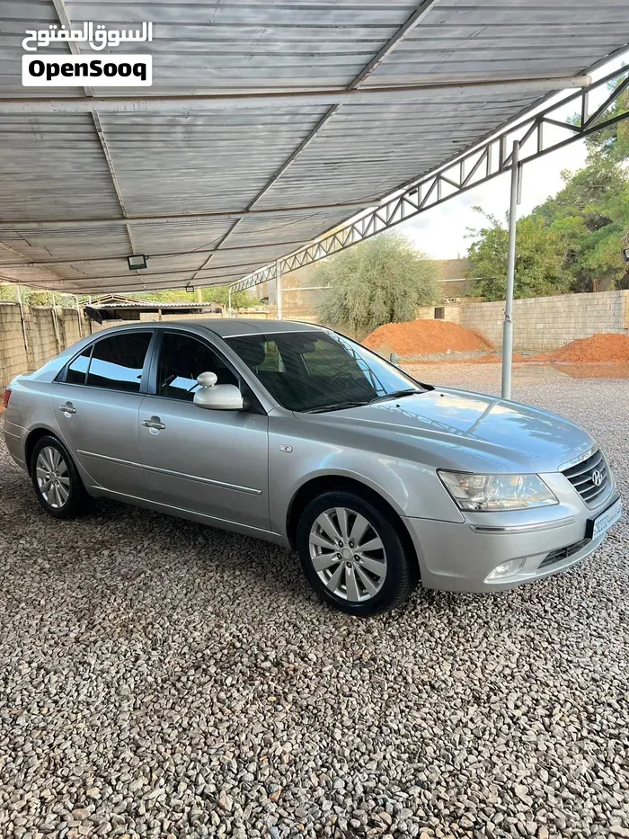 Hyundai Sonata 2009 photo 2