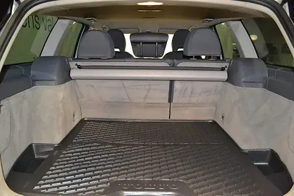 Volvo V50 2010 photo 5