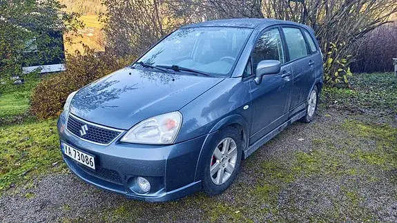 Suzuki Liana