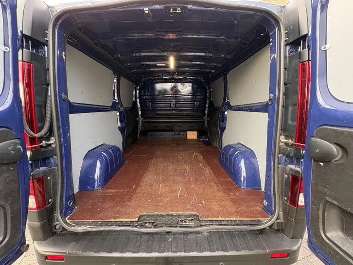 Renault Trafic 2022 photo 3
