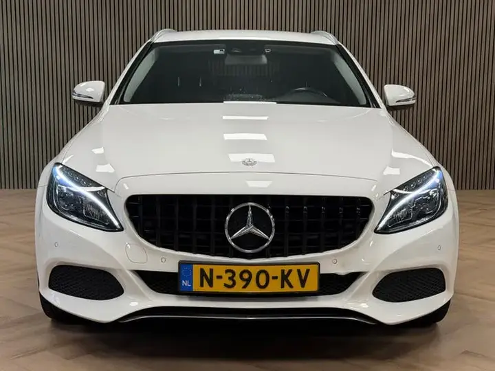Mercedes-Benz C-Class 2015 photo 2