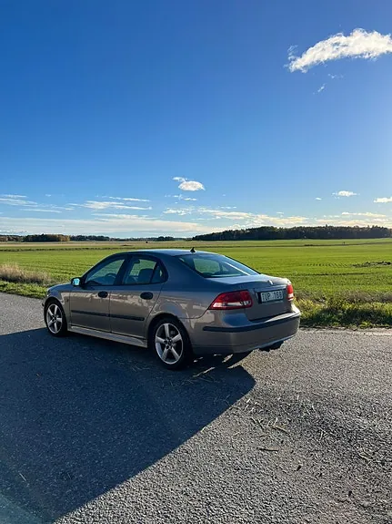 Saab 9-3 2002 photo 2