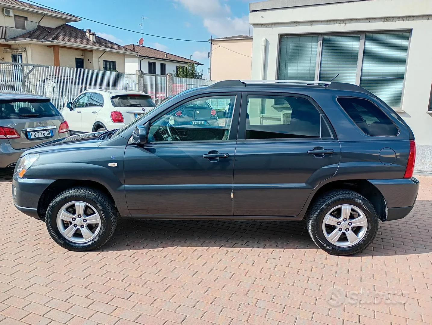 Kia Sportage 2010 photo 4