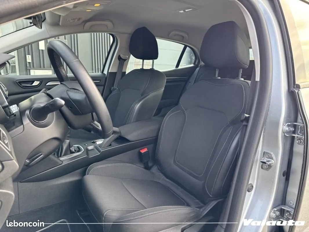 Renault Megane 2022 photo 5