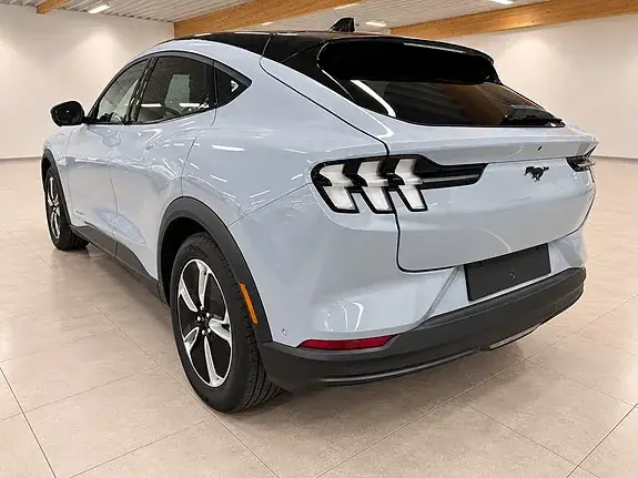 Ford Mustang Mach-E 2025 photo 5