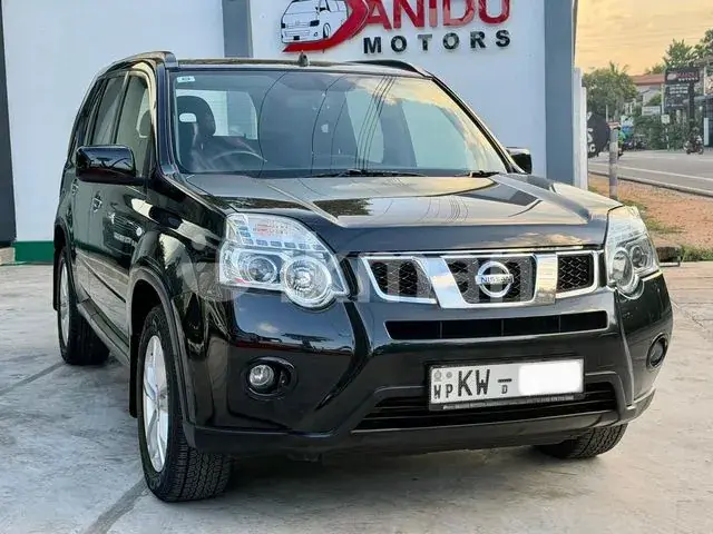 Nissan X-Trail 2013 photo 2
