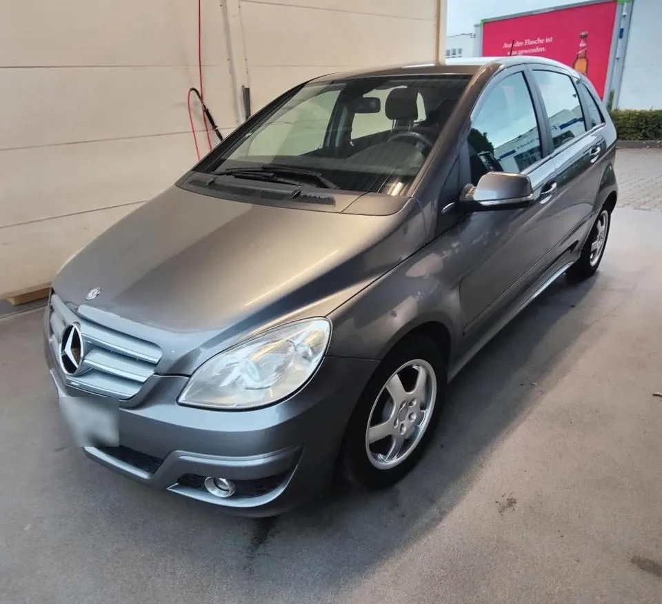 Mercedes-Benz B 160
