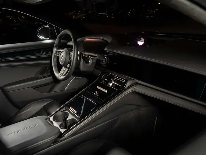 Porsche Panamera 2025 photo 4