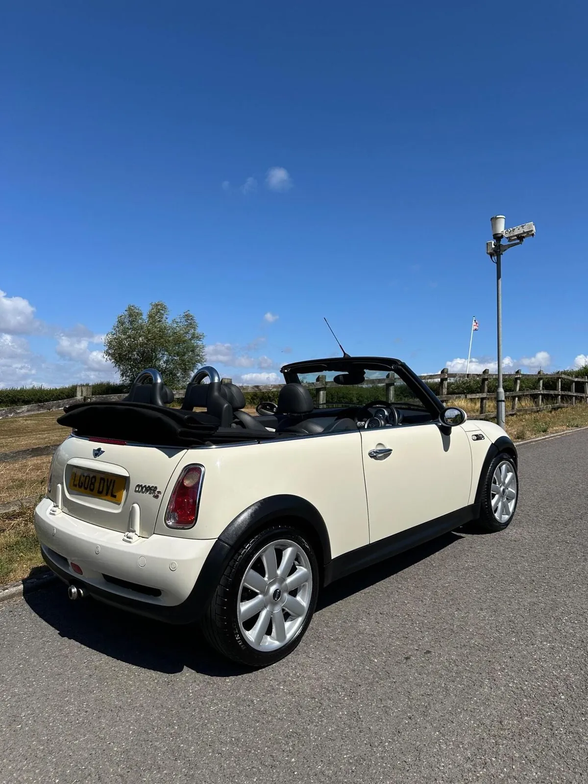 Mini Convertible 2008 photo 5