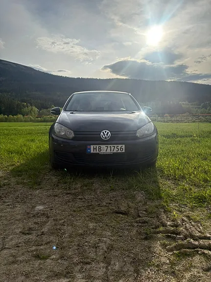 Volkswagen Golf Vi 2010 photo 2
