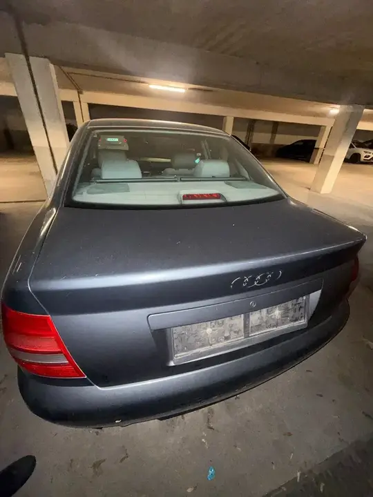 Audi A4 1999 photo 3