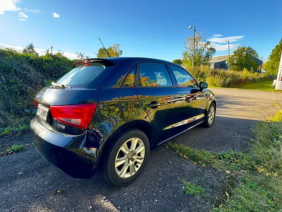 Audi A1 2014 photo 4