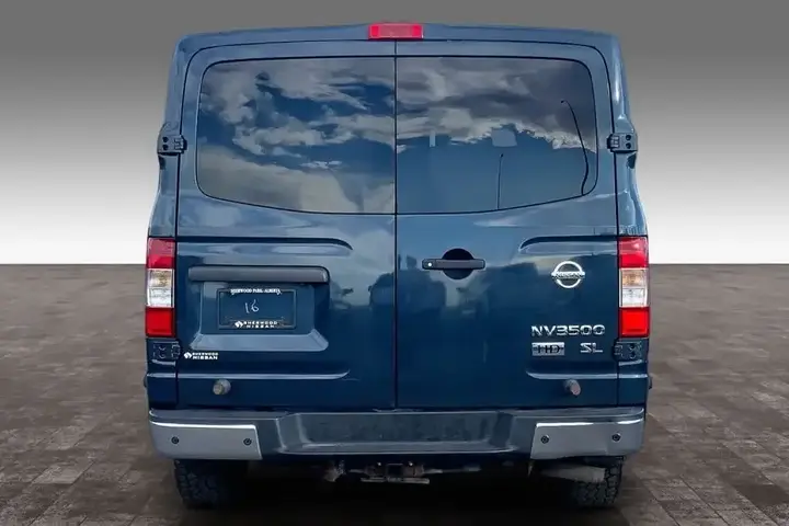 Nissan Nv 2016 photo 4