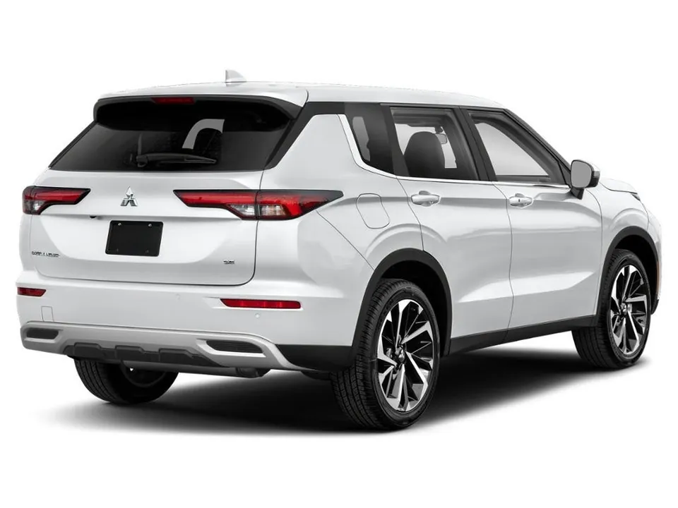 Mitsubishi Outlander 2023 photo 3