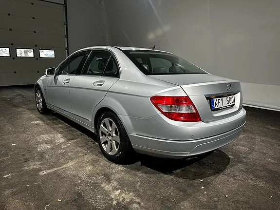 Mercedes-Benz C180 2010 photo 3