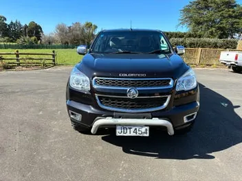 Holden Colorado 2015 photo 2