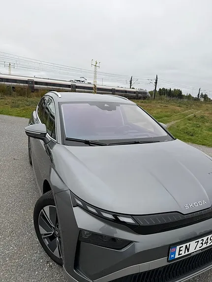 Skoda Enyaq 2025 photo 4