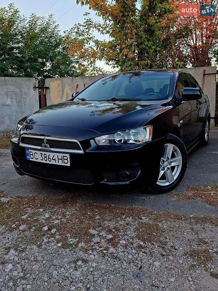 Mitsubishi Lancer
