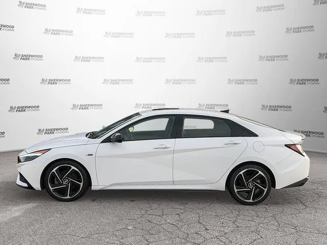 Hyundai Elantra 2022 photo 3
