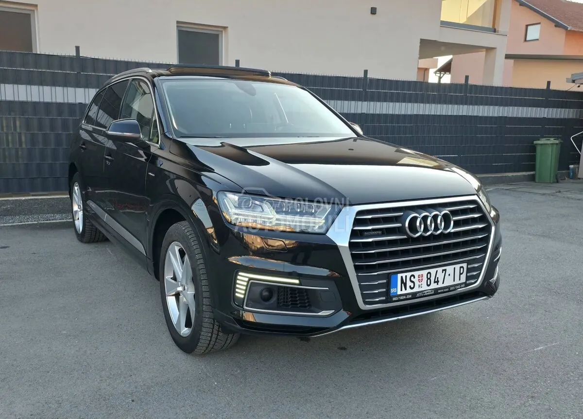 Audi Q7 2017 photo 5