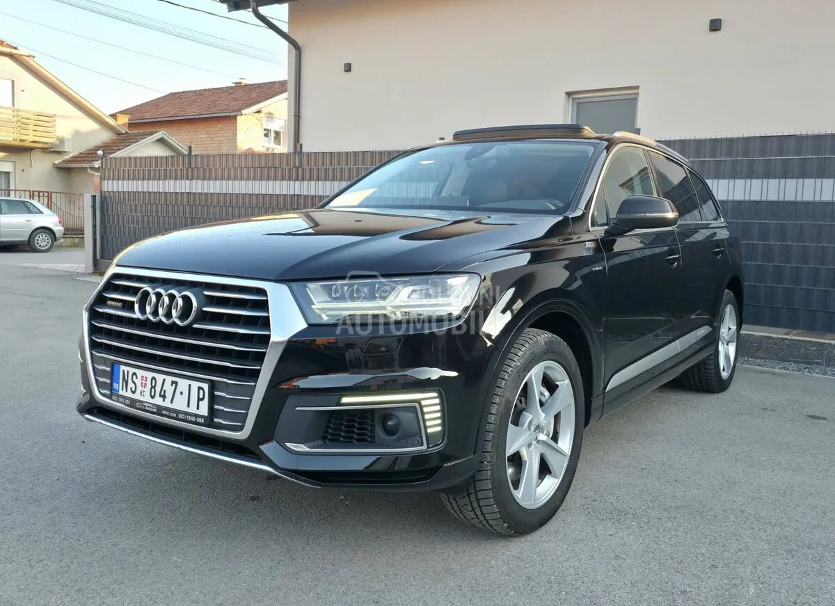 Audi Q7 2017 photo 3