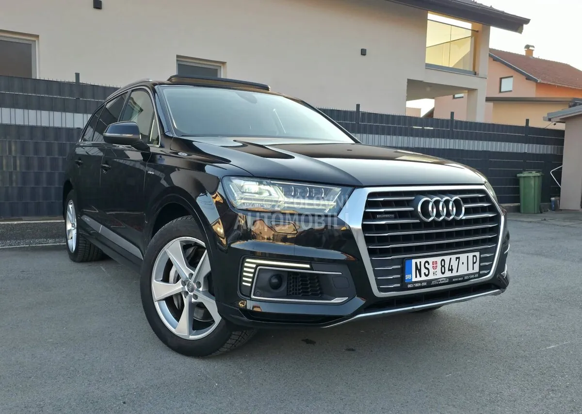 Audi Q7 2017 photo 2