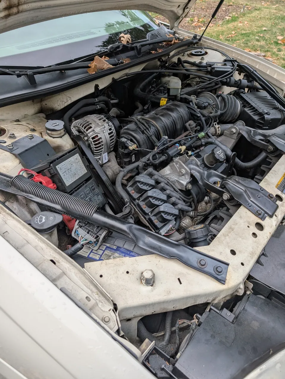 Chevrolet Monte Carlo 2004 photo 2