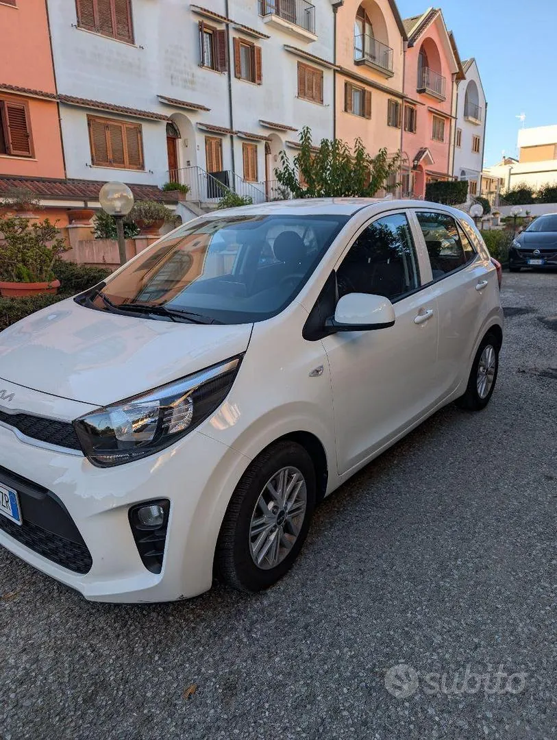Kia Picanto 2022 photo 2