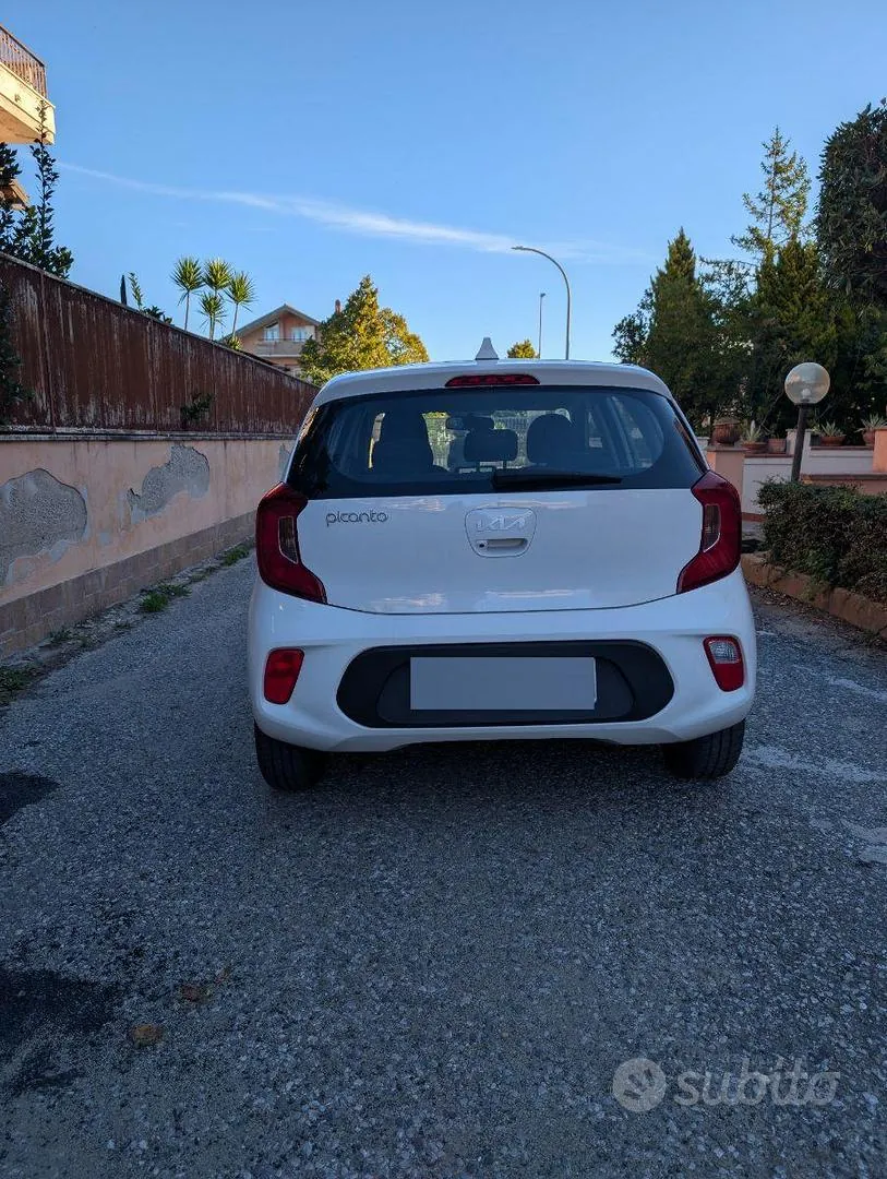 Kia Picanto 2022 photo 3