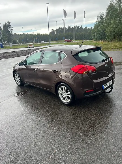 Kia Ceed 2013 photo 5
