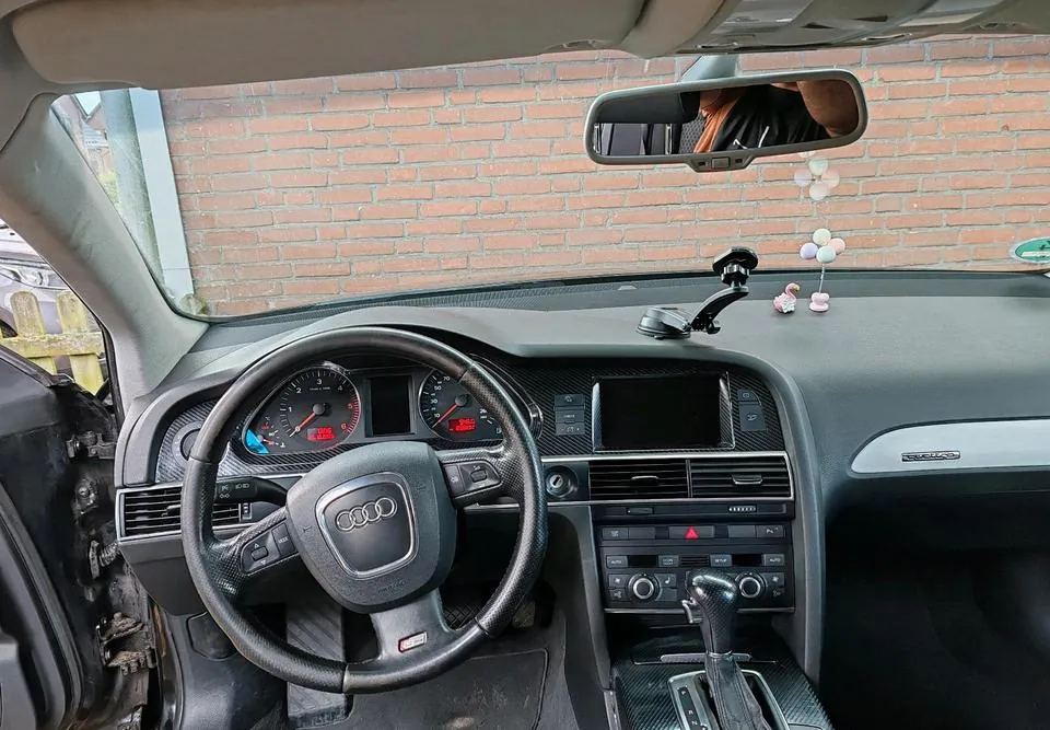 Audi A6 4F