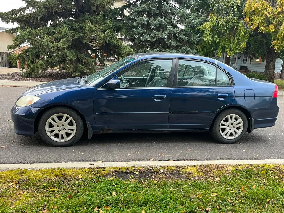 Honda Civic 2005 photo 3