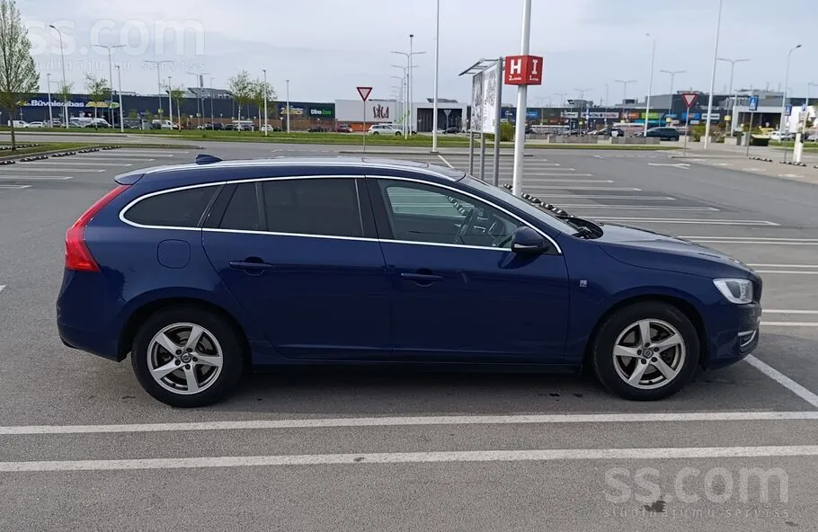 Volvo V60 2015 photo 5