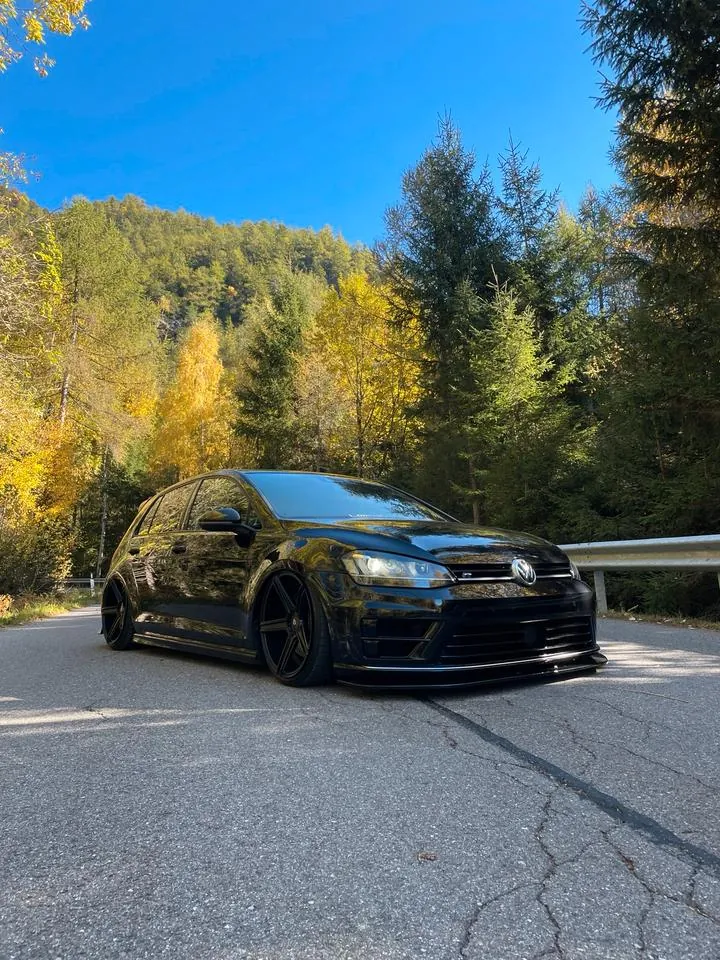 Volkswagen Golf 7 R
