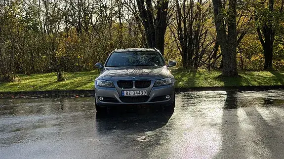 BMW 320D 2011 photo 3