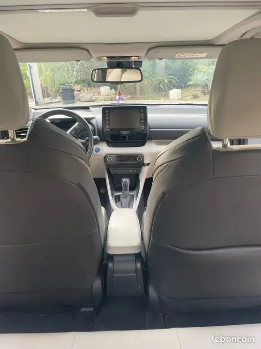 Toyota Yaris 2021 photo 5
