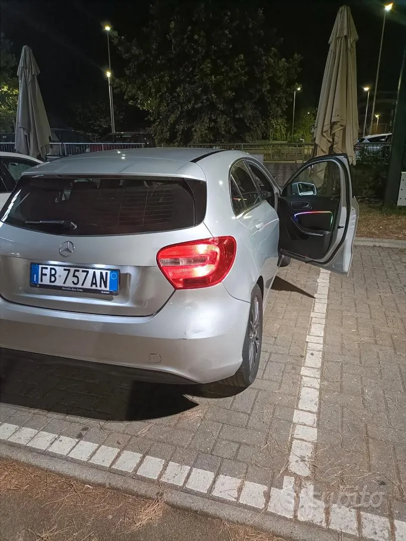 Mercedes-Benz A-Class 2015 photo 4