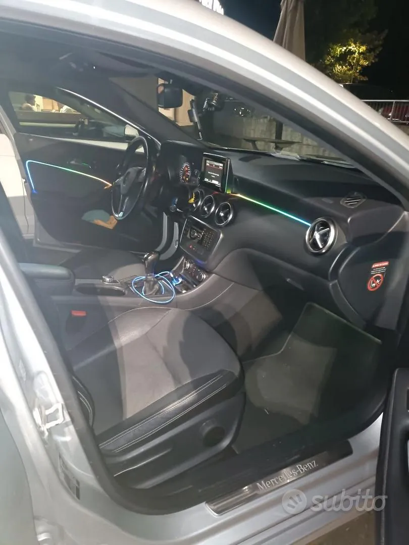 Mercedes-Benz A-Class 2015 photo 3