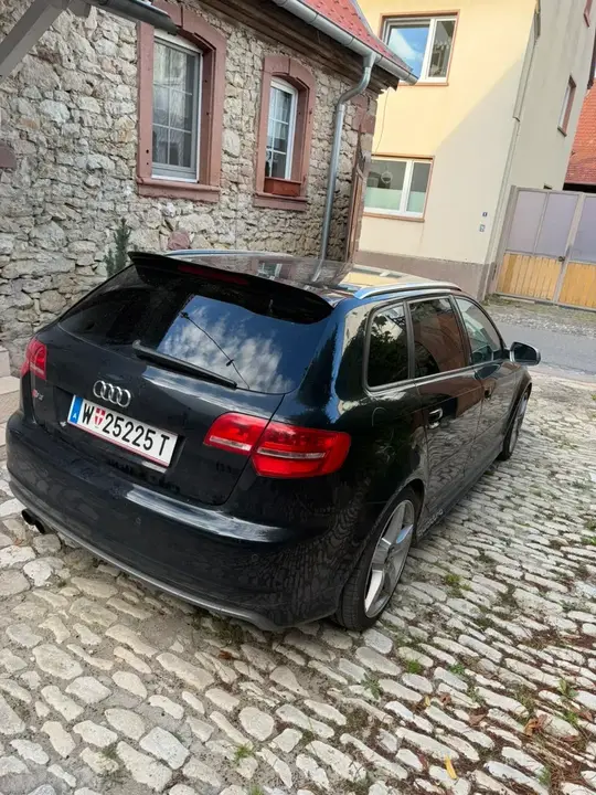 Audi A3 2011 photo 2