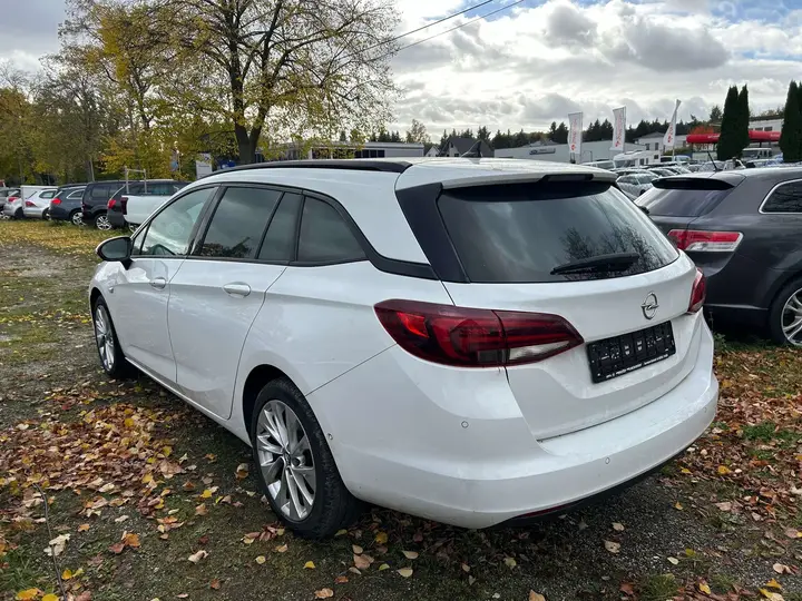 Opel Astra 2021 photo 5