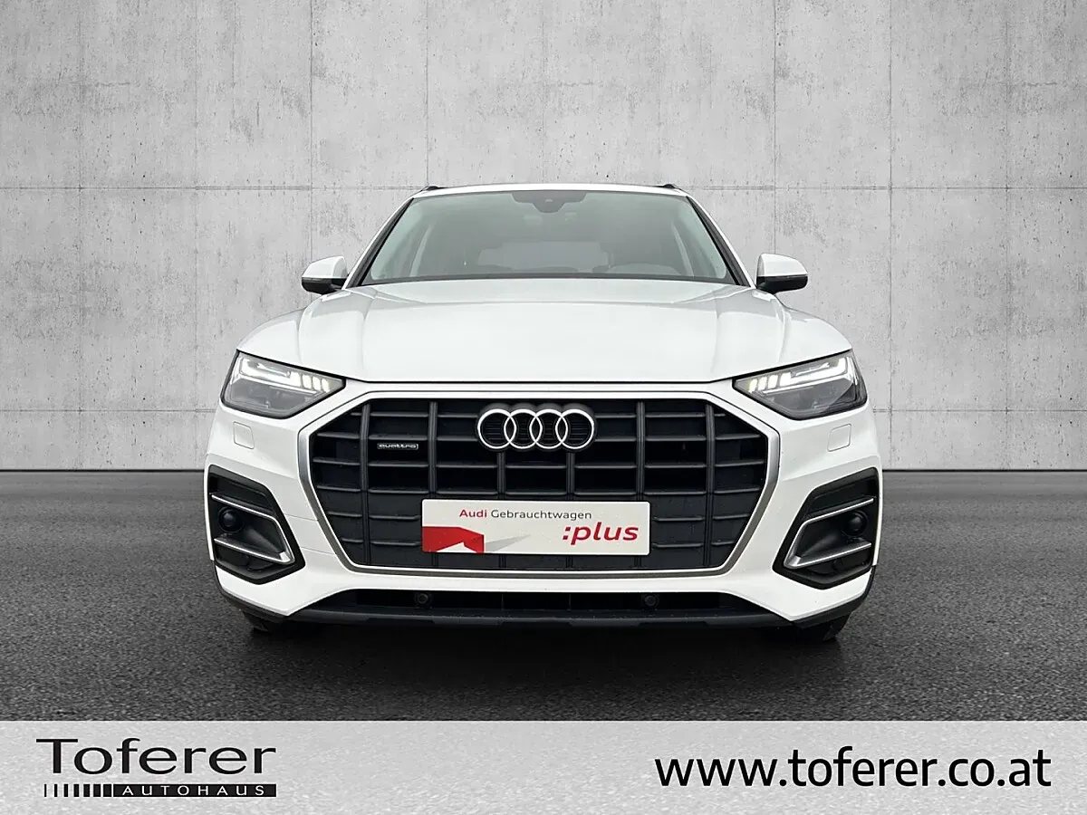 Audi Q5 2022 photo 2
