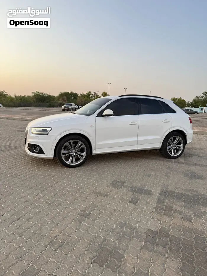 Audi Q3 2015 photo 2