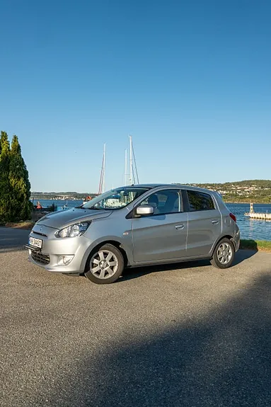 Mitsubishi Space Star 2013 photo 3