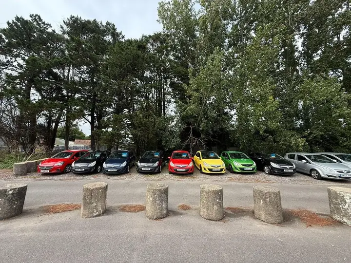 Vauxhall Corsa 2011 photo 4