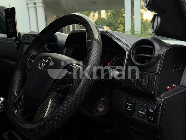 Toyota Land Cruiser 79 2020 photo 3